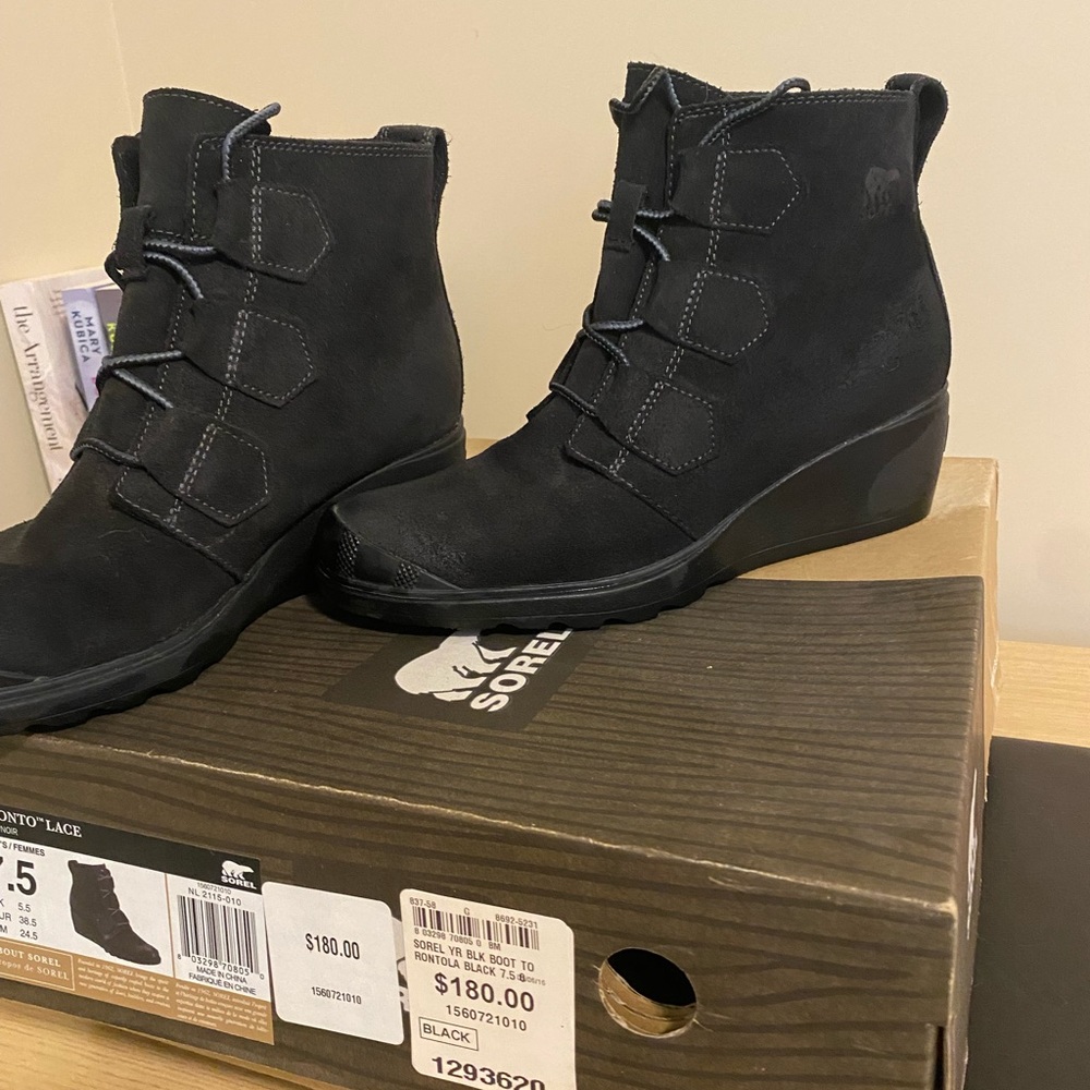 Sorel Toronto boots size 7.5 - Picture 6 of 7